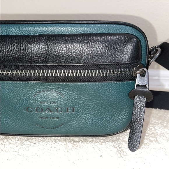 Coach Camera Bag & Matching Sunglasses Case 💯authentic - Picture 6 of 14